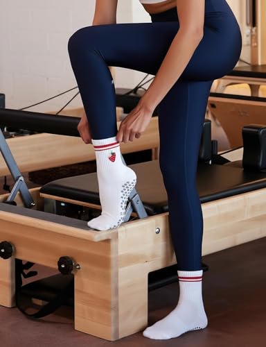 DHSO Pilates Socks with Grips for Women, Cute Non Slip Yoga Crew Socks