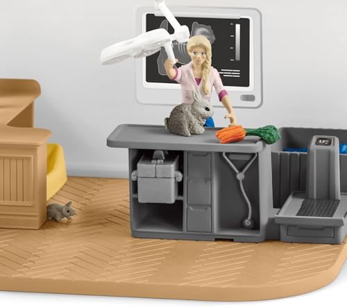 Schleich Farm World - 43Pc Veterinarian Practice with Pets | 42502
