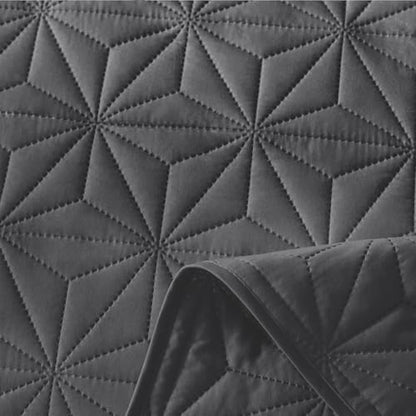 Whale Flotilla Soft King Quilt Bedding Set Lightweight Bedspread | Grey Microfiber Breathable Quilts, Modern Comforter Set Coverlet for All Seasons with 2 Pillow Shams, 96x104 Inch
