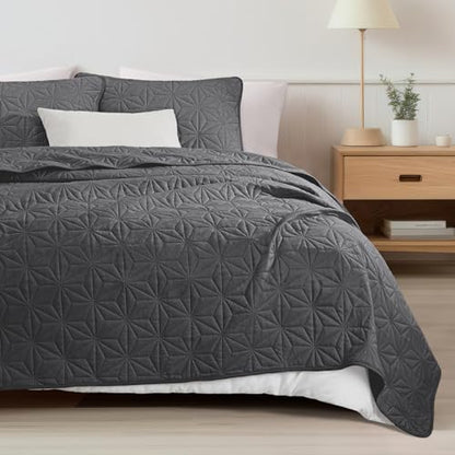 Whale Flotilla Soft King Quilt Bedding Set Lightweight Bedspread | Grey Microfiber Breathable Quilts, Modern Comforter Set Coverlet for All Seasons with 2 Pillow Shams, 96x104 Inch