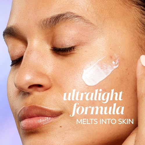 Olay Super Cream with Sunscreen SPF 30, Ultra Lightweight Face Moisturizer with Vitamin C, Hyaluronic Acid, Niacinamide, Vitamin E, and Collagen Peptide, 15 mL