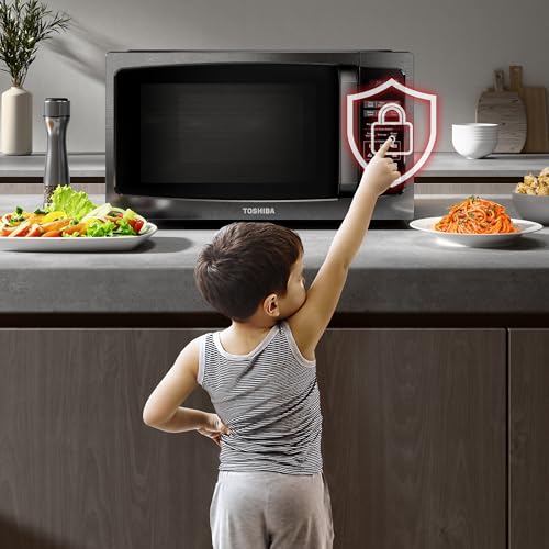 TOSHIBA Microwave Oven, 0.9 Cu. Ft., 900W, Black Stainless Steel