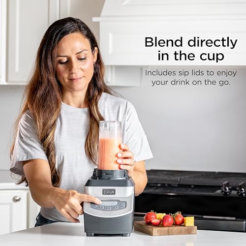 Ninja BL660C Professional Countertop Blender with 1100-Watt Base, 72 Oz Total Crushing Pitcher and (2) 16 Oz Cups for Frozen Drinks and Smoothies, Silver/Gray, 1100W, (Canadian Version)