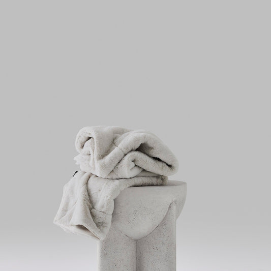 Hush Luxe Faux Fur Throw Blanket | Ultra-Soft, Plush, Warm & Cozy Decorative | Throw for Sofa & Bed | Ivory