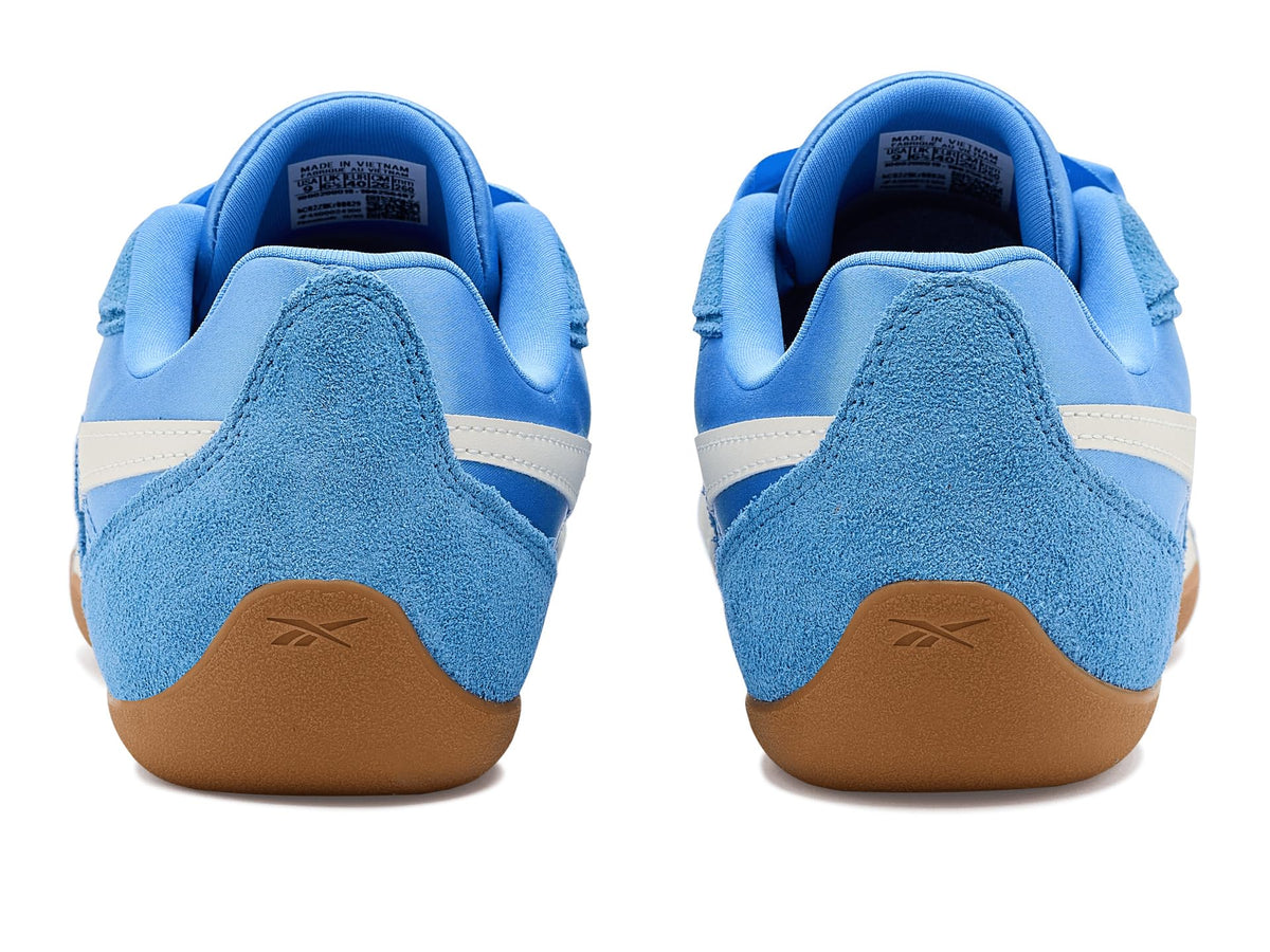 Reebok Women's Ultra Lo Sneaker, Periblue/Chalk/Gum, Size 9