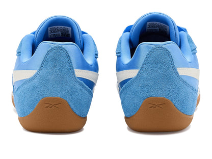 Reebok Women's Ultra Lo Sneaker, Periblue/Chalk/Gum, Size 9