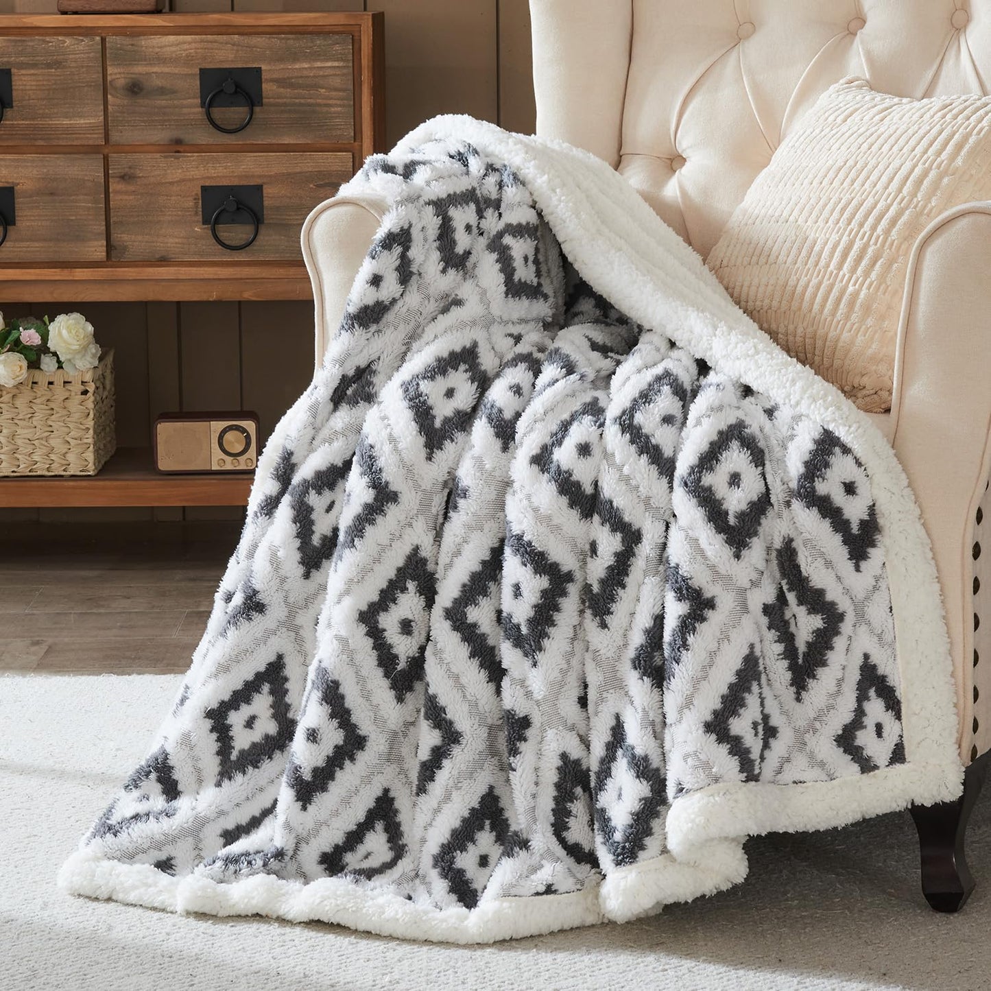Lotus Karen Sherpa Throw Blankets for Couch Thick and Warm Blanket for Winter Soft Fuzzy Cozy Fluffy Blanket for Sofa Diamond Jacquard Grey 50"x60"
